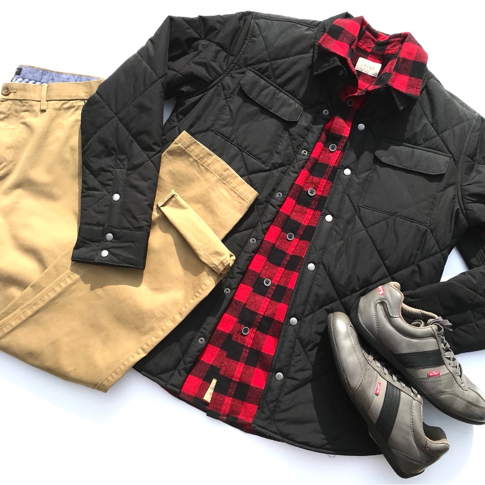 Men’s Bundle Box up to 5lbs of Custom Curated fashion pieces just for you!! - Picture 5 of 6